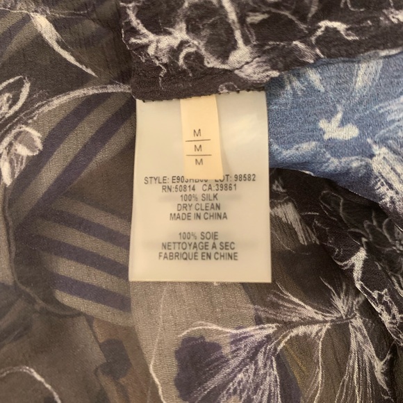 Elie Tahari Verda Black/Blue Floral Sheer Ruffle Silk Blouse Size M - Picture 4 of 7